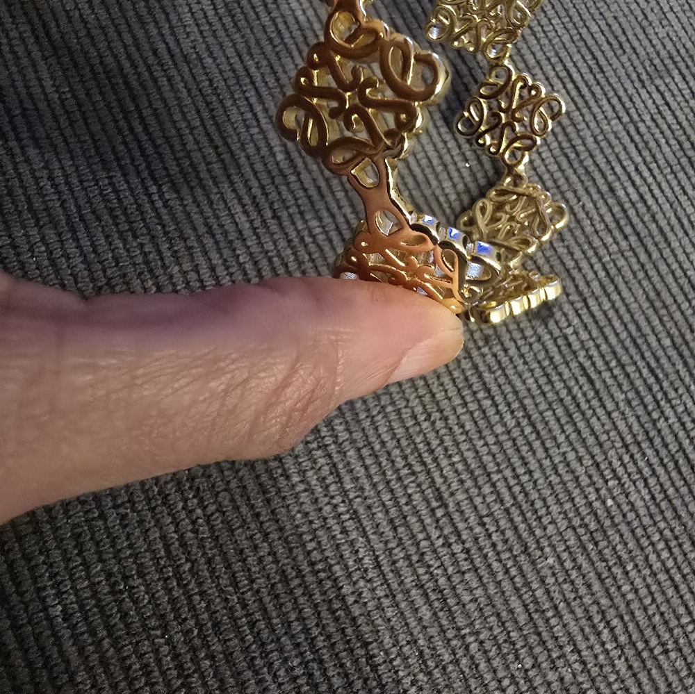 Loewe Gold Bracelet - Picture 11 of 16